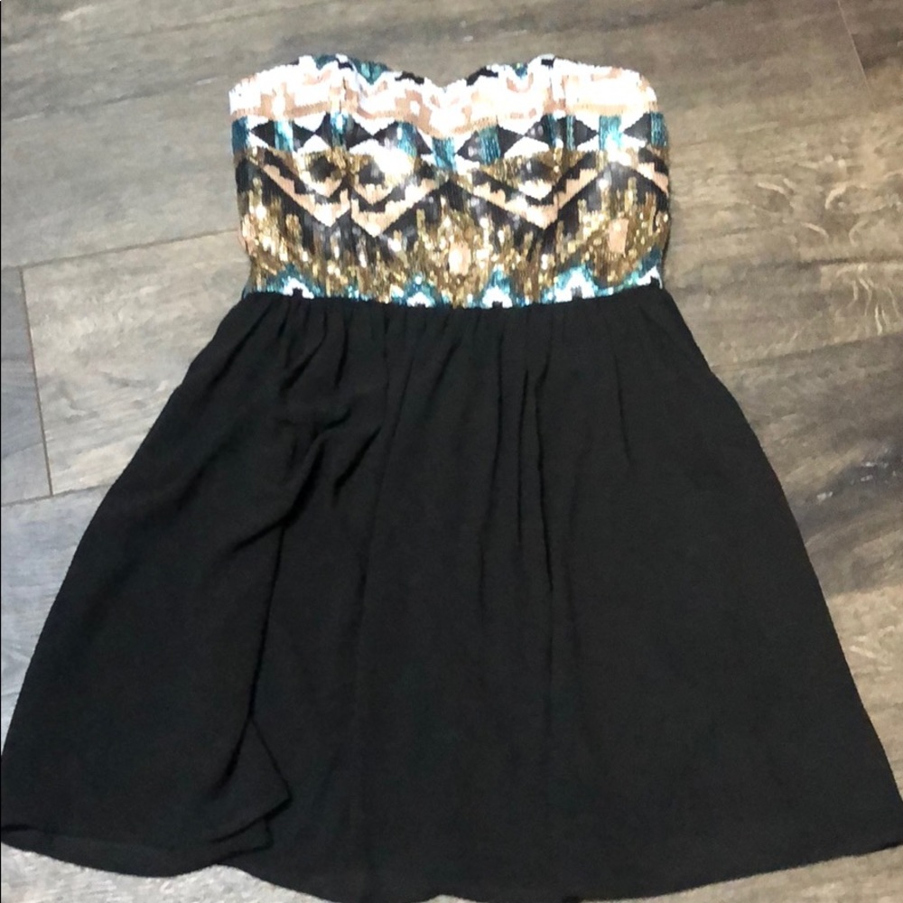 Dress, strapless, sequin top